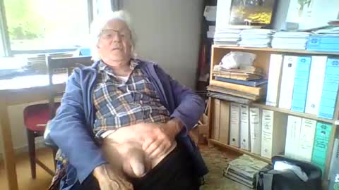 Thickcockat71 online show from 12.16.25