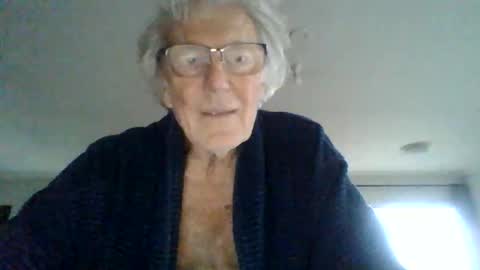 Snapshot of thickcockat71 chatting on 04.18.26 Thickcockat71 online show from 04.18.26