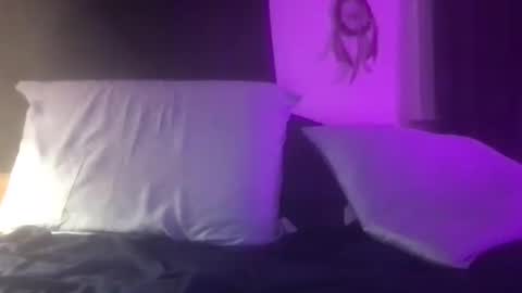 Snapshot of thickdick4206 chatting on 10.16.25 Thick online show from 10.16.25