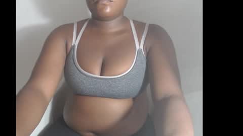 Snapshot of thickebonny7 chatting on 03.16.26 thickebonny7 online show from 03.16.26