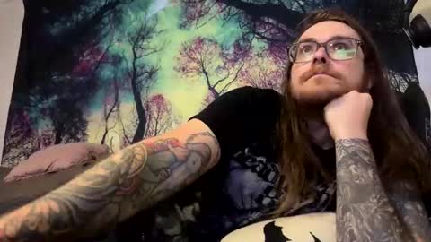 Snapshot of thickjimxx chatting on 04.02.26 thickjimxx online show from 04.02.26