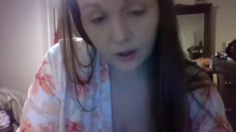 Snapshot of thickkinx chatting on 01.01.25 thickkinx online show from 01.01.25