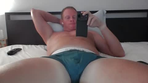 thickkredd8 online show from 02.15.26