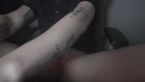 Snapshot of thicksized chatting on 03.26.26 thicksized online show from 03.26.26