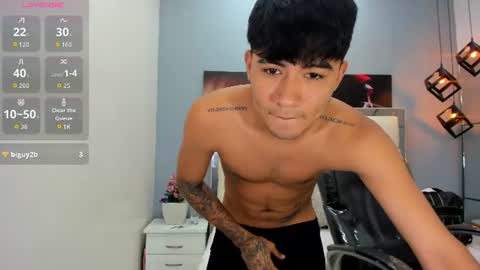  THIAGO COLLINS  online show from 07.09.26