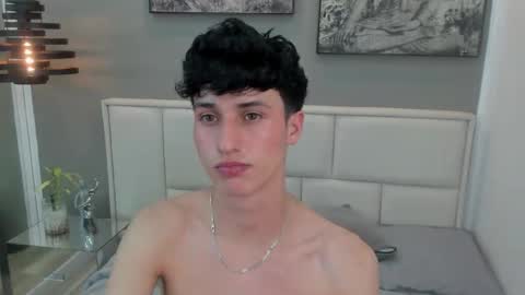 Thom online show from 04.19.26