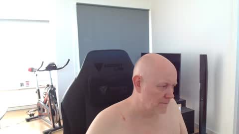 Snapshot of thomas806035 chatting on 06.19.26 thomas806035 online show from 06.19.26