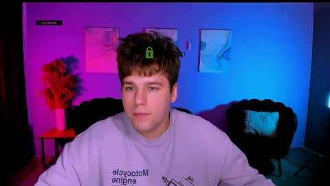 thomas_crow online show from 04.02.26