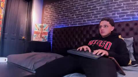 ---Thomas--- online show from 01.25.25