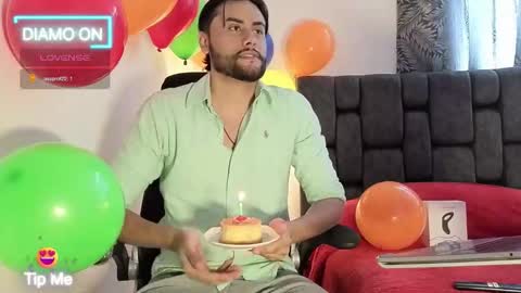 Thomas online show from 12.05.25