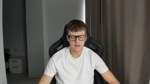 Tomas online show from 01.16.25