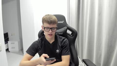 Tomas online show from 01.29.25