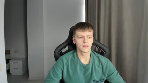 Tomas online show from 02.02.25