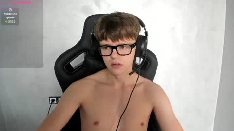 Snapshot of thomas_shelbivip chatting on 07.24.26 Tomas online show from 07.24.26