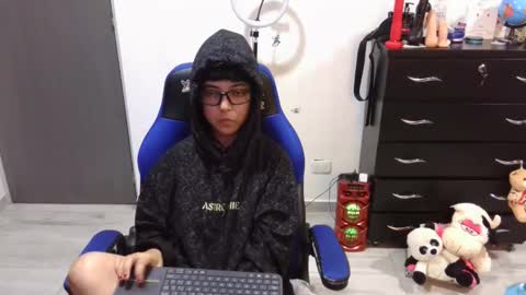 Snapshot of thomascooper_cams chatting on 05.11.26 VALERIA online show from 05.11.26