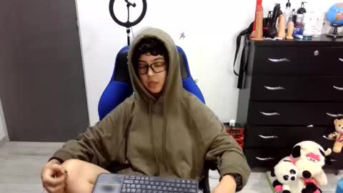 Snapshot of thomascooper_cams chatting on 06.09.26 VALERIA online show from 06.09.26
