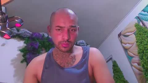 thomas  smith online show from 02.21.25