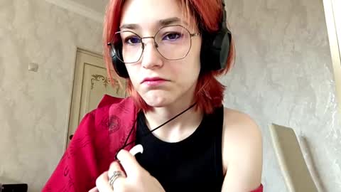 Lina online show from 11.27.25