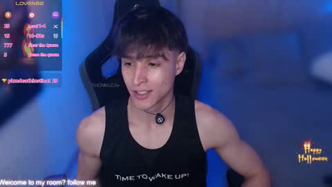 Thom Klein online show from 10.11.25