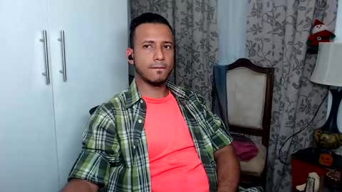 Thom online show from 01.10.26