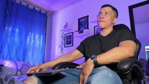 Thoms Every online show from 10.11.25