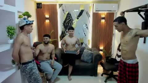 thomson_hot01 online show from 04.17.26