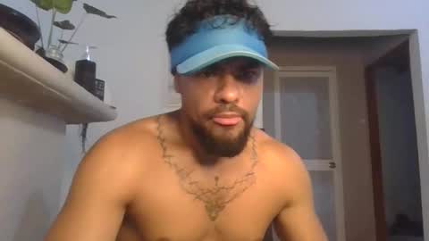 Snapshot of thonybeiio chatting on 02.15.26 thonybeiio online show from 02.15.26