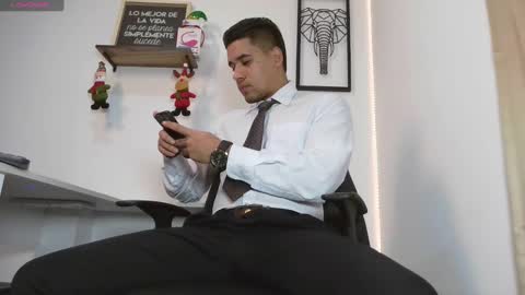 thonydupont online show from 12.18.24