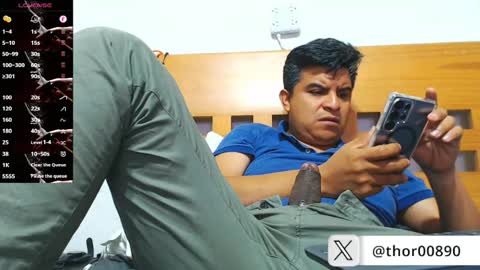 Snapshot of thor0200 chatting on 05.22.26 thor0200 online show from 05.22.26