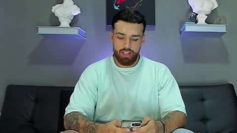 Snapshot of thor_evans chatting on 10.29.25 thor_evans online show from 10.29.25