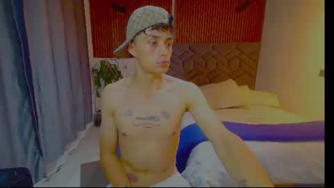 Snapshot of thornerxxxboy chatting on 06.23.26 THORNERXXXBOY online show from 06.23.26