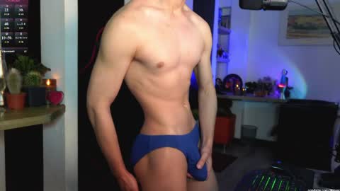   L e a n d e r   25OFF ON MY OF online show from 04.15.26