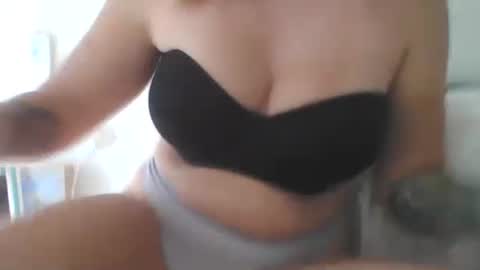 thrillho89 online show from 12.22.25