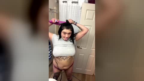 LatinaBarbie666 online show from 02.12.26