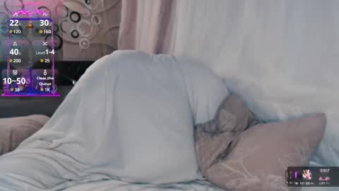 Snapshot of tia_meow chatting on 02.20.25 tiameow online show from 02.20.25