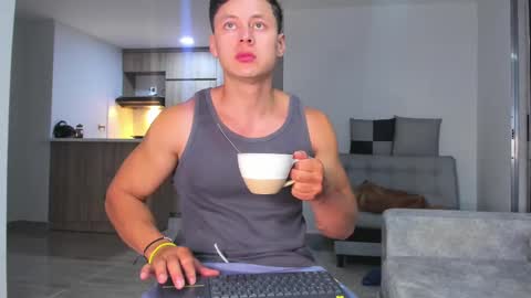 santiago online show from 09.25.25