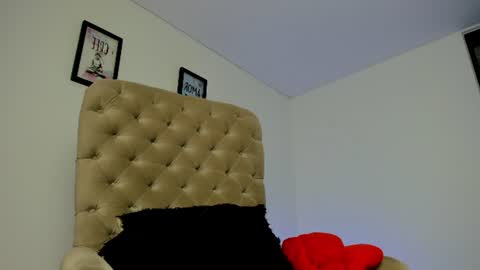 Snapshot of tiago_hannah chatting on 07.11.26 carolina online show from 07.11.26