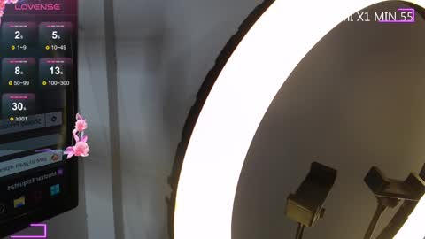 Snapshot of tiana_glow chatting on 09.20.25 tihana online show from 09.20.25