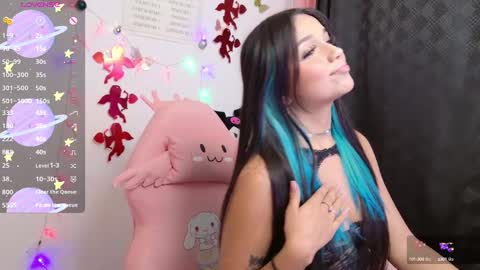 Snapshot of tianale chatting on 03.04.25 Tiana Le online show from 03.04.25