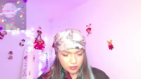 Snapshot of tianale chatting on 11.28.25 Tiana Le online show from 11.28.25