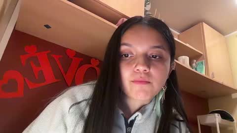 Snapshot of tianale chatting on 05.17.26 Tiana Le online show from 05.17.26