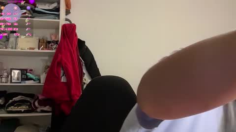 Tiana Le online show from 07.08.26