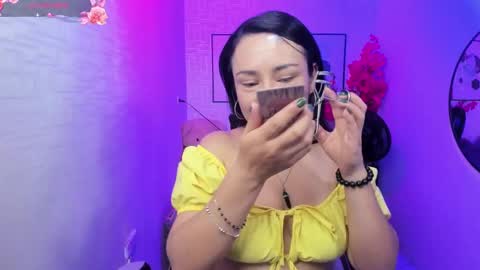 Tiara  online show from 01.19.25