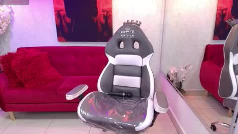 Tiara  online show from 03.17.26