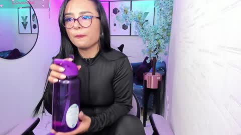 Tiara  online show from 04.12.26