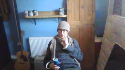 tiddles12345 online show from 10.29.25