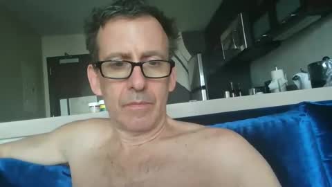 JustMe online show from 01.11.25