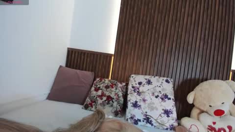 tifanny_doll01 online show from 11.10.25