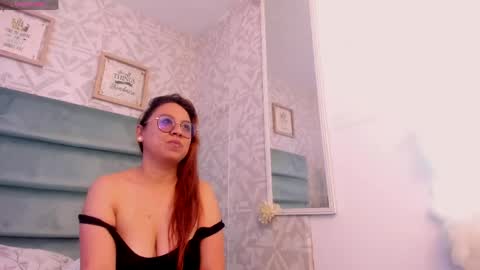 Snapshot of tifany_00 chatting on 04.28.26 tifany_00 online show from 04.28.26
