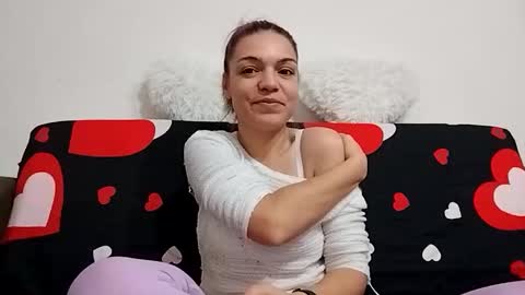 Snapshot of tiffany_chloe chatting on 02.10.25 Tiffany online show from 02.10.25